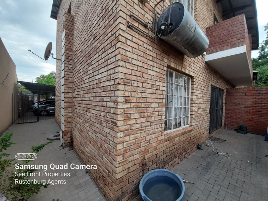 2 Bedroom Property for Sale in Rustenburg Central North West